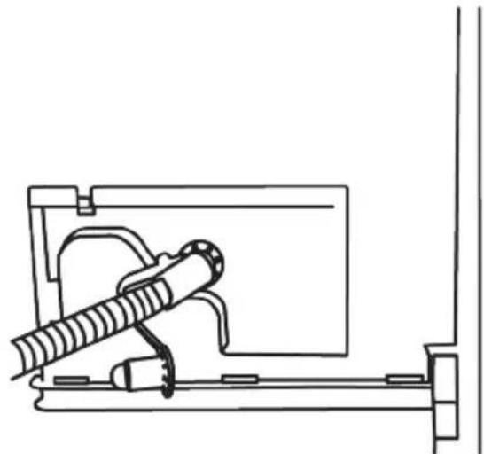 GRUNDIG GT76924WBPB - Connecting the water drainage hose for steam products - 5