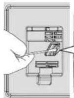 PANASONIC F-VCM85M - Wipe the dirt off the lens with a dry cotton swab. - 2
