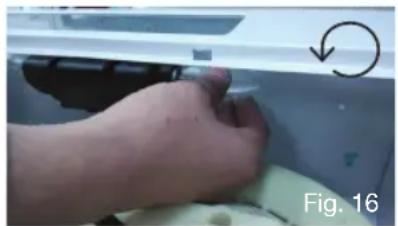 InAlto SL93R - Replacing a light bulb - 2