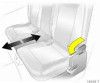 OPEL Zafira Family (2013) - Przesuwanie rzędu foteli - 1