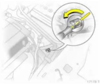 OPEL Zafira Family (2013) - Przerwa w dopływie prądu - 1