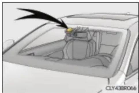 LEXUS RC 200t (2015) - Przełączanie między wycieraczkami przedniej szyby z regulowanym trybem pracy przerywanej i wycieraczkami przedniej szyby z czujnikiem kropli deszczu (wersje z wycieraczkami z czujnikiem kropli deszczu) - 5