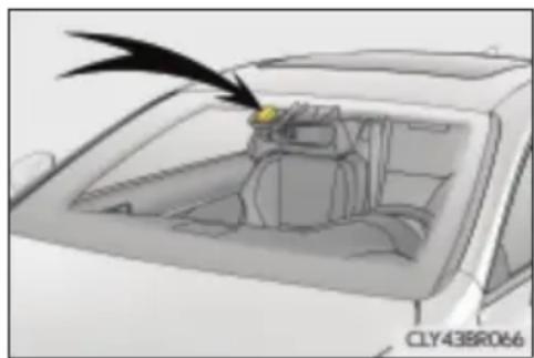 LEXUS RC 300h (2015) - Przełączanie między wycieraczkami przedniej szyby z regulowanym trybem pracy przerywanej i wycieraczkami przedniej szyby z czujnikiem kropli deszczu (wersje z wycieraczkami z czujnikiem kropli deszczu) - 5