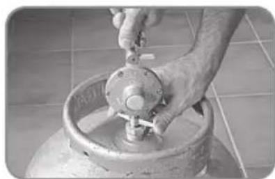 Brastemp BFO4TAR - INSTALANDO SEU FOGÃO - 4