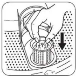 ZANUSSI ZWH 7100 P - Curățarea filtrului de evacuare - 4