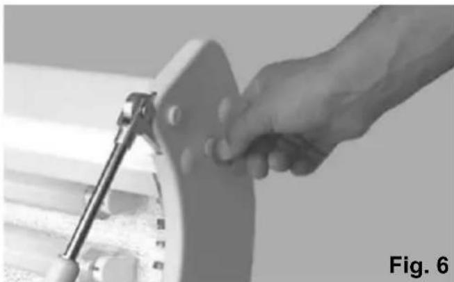 Dr. Kern Excellent 46/4 - Assembly of the tanning appliance Assembly of the bench - 6