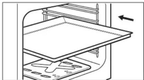 ELECTROLUX EKG51351OX - Introducerea accesoriiilor - 3