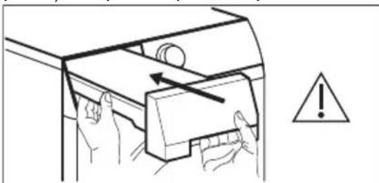 ELECTROLUX EW7D494RCE - Golirea recipientului de apă - 3