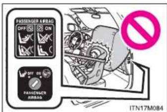PASSENGER AIRBAG OFF ON PASSENGER AIRBAG ITN17M084