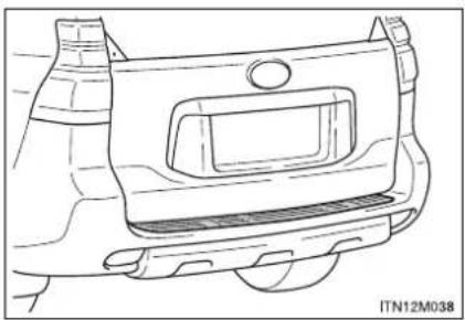 TOYOTA Land Cruiser 150 (2010) - Treapta de acces spate - 1