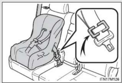 TOYOTA Land Cruiser 150 (2010) - Instalarea scaunelor pentru copii - 1