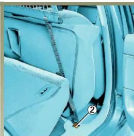 RENAULT Laguna (2003) - Inštalácia deliacej siet'ky za predné sedadlá - 1