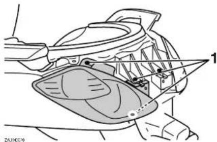 YAMAHA X-City 250 (2015) - A hátsó/féklámpa vagy a hátsó irányjelző izzójának cseréje - 1