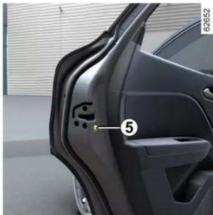 RENAULT Captur (2024) - VRATA IN ODPIRALNI DELI - 2