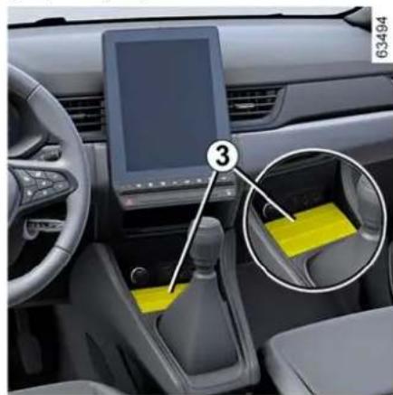 RENAULT Captur (2024) - ODLAGALNA MESTA POTNIŠKEGA PROSTORA, OPREMA - 4