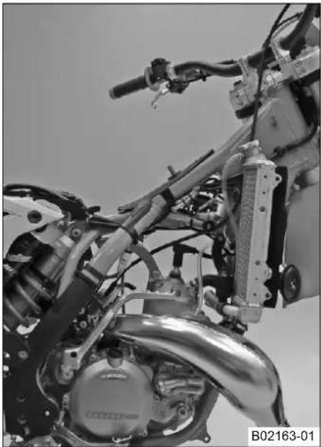 KTM 200 EXC - SERVICEARBETEN PÅ CHASSIT - 2