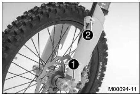 KTM 200 EXC - Placera gaffelskyddet i rätt läge - 1