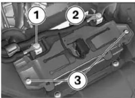 BMW F 800 GS - Laddning av anslutet batteri - 5