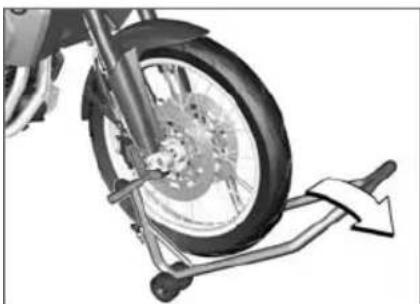 BMW F 800 GS - Framhjulsstöd Montering av framhjulsstöd - 3