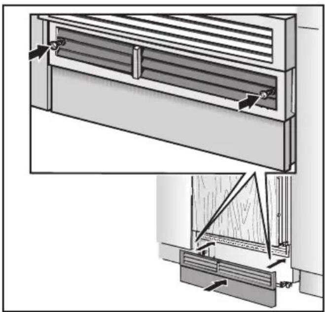 MIELE K 1911 VI - Fästa sockellisten - 1