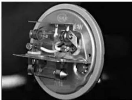 Ottobock B400 - Byte av baklampa och bakblinkerslampa - 1