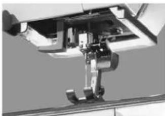BERNINA Activa 135 S - Start/stopp-enheten\*\* - 2