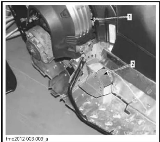 1 2 fmo2012-003-009_a