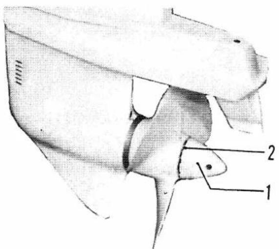 VOLVO AQ115/100 - Demontering och montering av propeller - 1