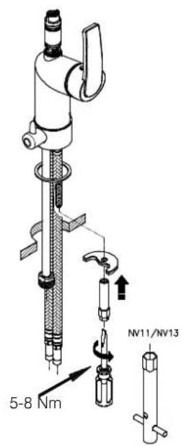 Kopparrör Klamring Soft PEX® Koppling Klamring Kopparrör/PEX-rör Koppling Klamring Kopparrör/PEX-rör Det är viktigt att spola ur kopplingsrören innan blandaren monteras.