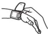 OMRON R6 Intellisense - Sätta på handledsmanschetten - 4