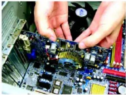 GIGABYTE GV-RX60P128D - 硬體安裝 - 4