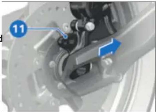 BMW F 450 GS (2025) - Skruvförbanden dras åt med felaktigt åtdragningsmoment - 1