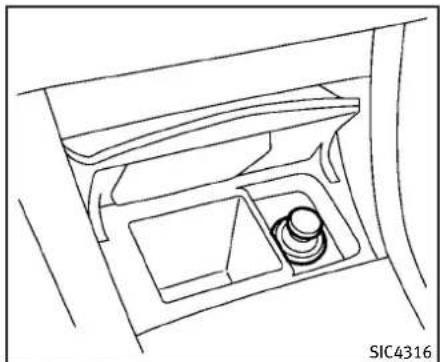 INFINITI Q60 Coupe (2012) - POWEROUTLET - 2