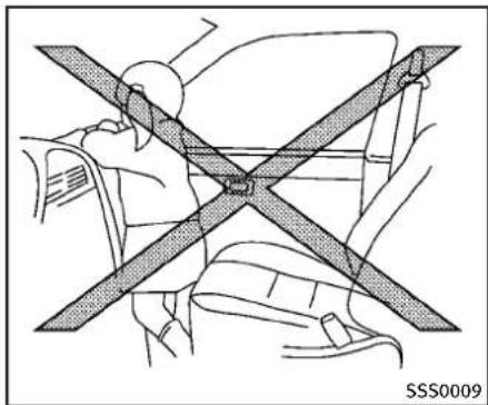 INFINITI Q60 Coupe (2012) - WARNING - 4