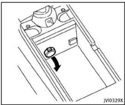INFINITI Q60 Coupe (2012) - POWEROUTLET - 1