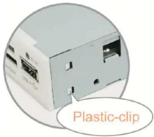 Equip USB 2.0 Frontpanel 3.5 - How to swap your front bezel - 1