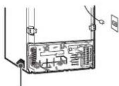HITACHI R-E6800XND - 擦乾淨背面·側面 導管·牆壁·地板 上的污垢 - 1