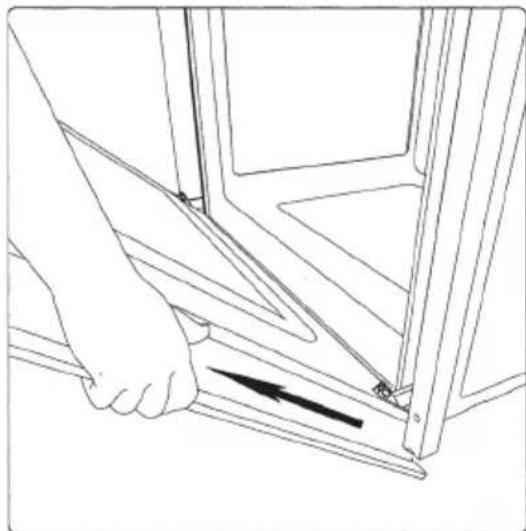 BAUMATIC BO909TS - REMOVING THE OVEN DOOR - 2