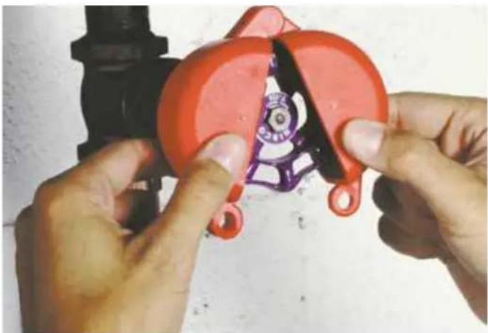 Panduit PCT-1087-B - Gate Valve Lockout Devices - 1