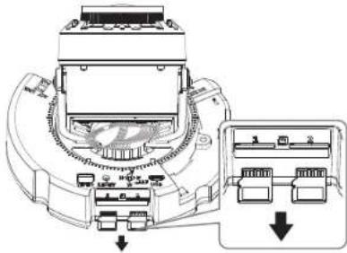 Hanwha XNO-9082R - Retrait d'une carte micro SD - 1