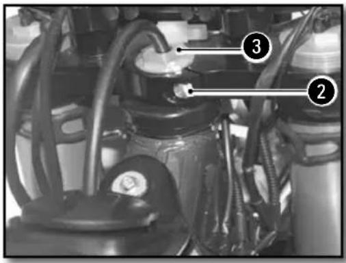 Sherco SE300i (2013) - ADJUSTING THE STEERING HEAD BEARING PLAY - 1