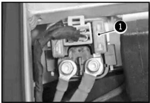 Sherco SE300i (2013) - REPLACING THE MAIN FUSE - 1