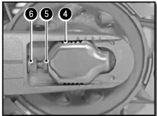 Sherco SE300i (2013) - ADJUSTING THE CHAIN TENSION - 2