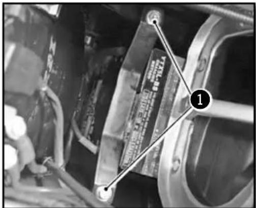 Sherco SE300i (2013) - REMOVING THE BATTERY - 1
