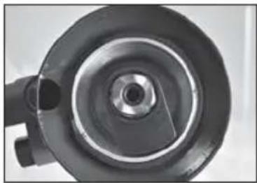 Campbell Hausfeld XT302000 - Cómo conectar la almohadilla de lijado con borde biselado: - 1