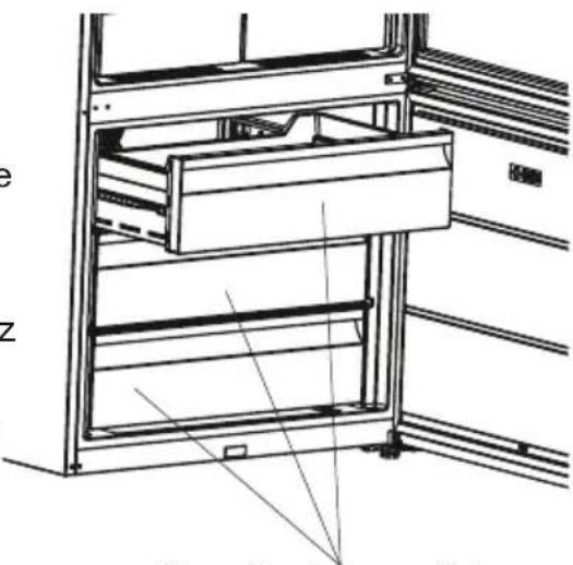 AEG RCB76211TX - Pour enlever la clayette de congélateur; - 1