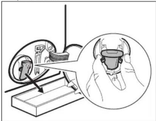 AEG LB3485F - Procéder comme suit pour le nettoyage de la pompe : - 2