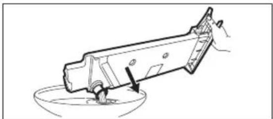 AEG TP6015TW - Svuotamento del contenitore dell'acqua - 2