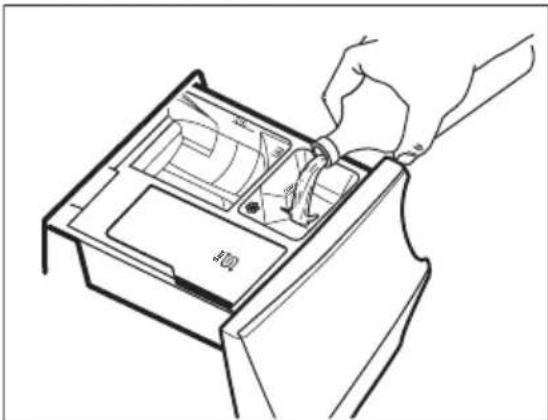 ELECTROLUX WASLMO500 - Filling the detergent and additives - 4