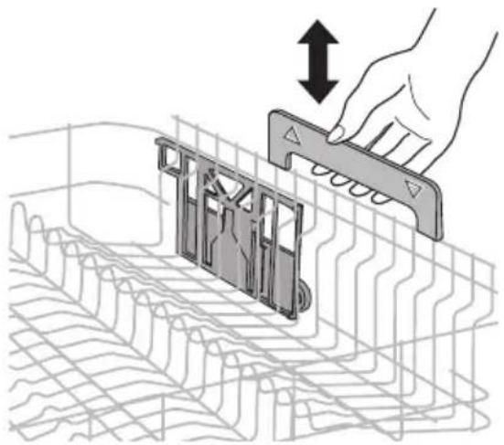 Atag VA6111RT - Do these steps to move to the upper basket to the higher position or to the lower position: - 1